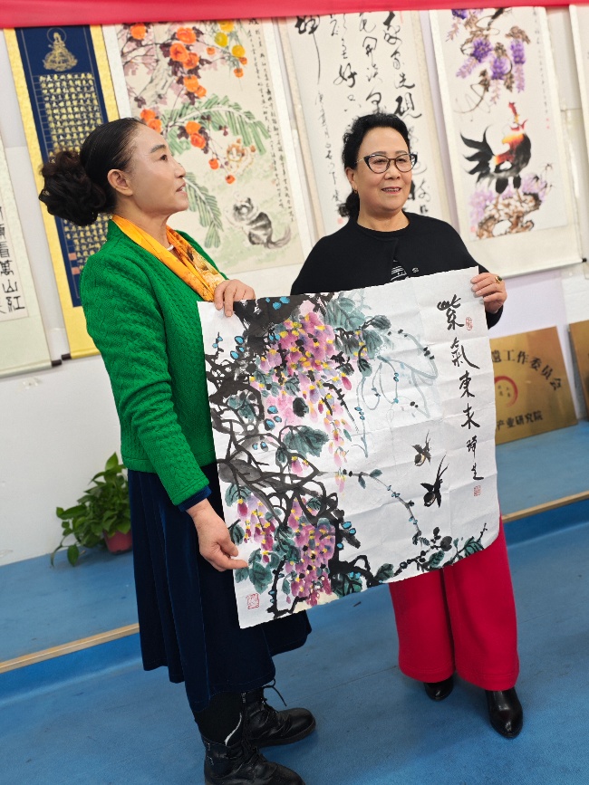 ÷Э黭ʻھ 17λһӺʢ     202510810ʱɳ÷Эġ黭ʻᡱڱʢԲСȫص17(ͼ6)