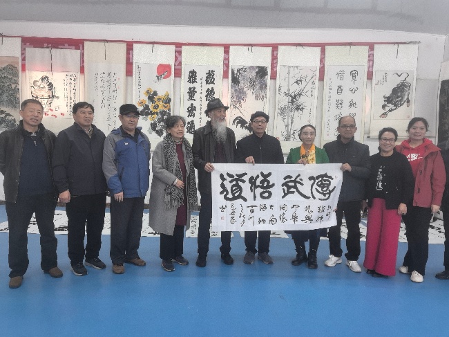 ÷Э黭ʻھ 17λһӺʢ     202510810ʱɳ÷Эġ黭ʻᡱڱʢԲСȫص17(ͼ4)